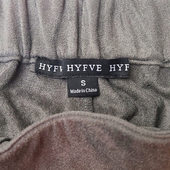 HYFVE Skirt - Picture 3 of 3